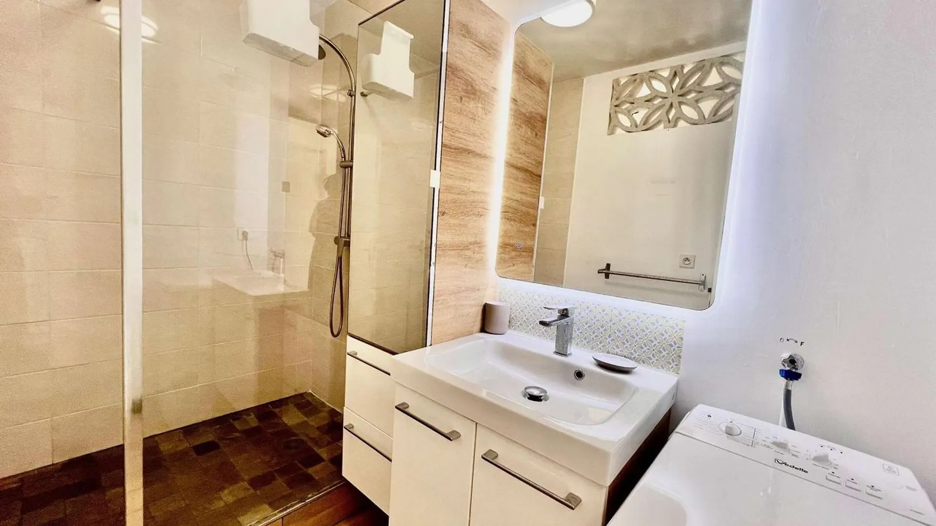 Studio Charmant Avec Terrasse Ensoleillee Et Parking A Quiberon - Fr-1-478-314 Apartman