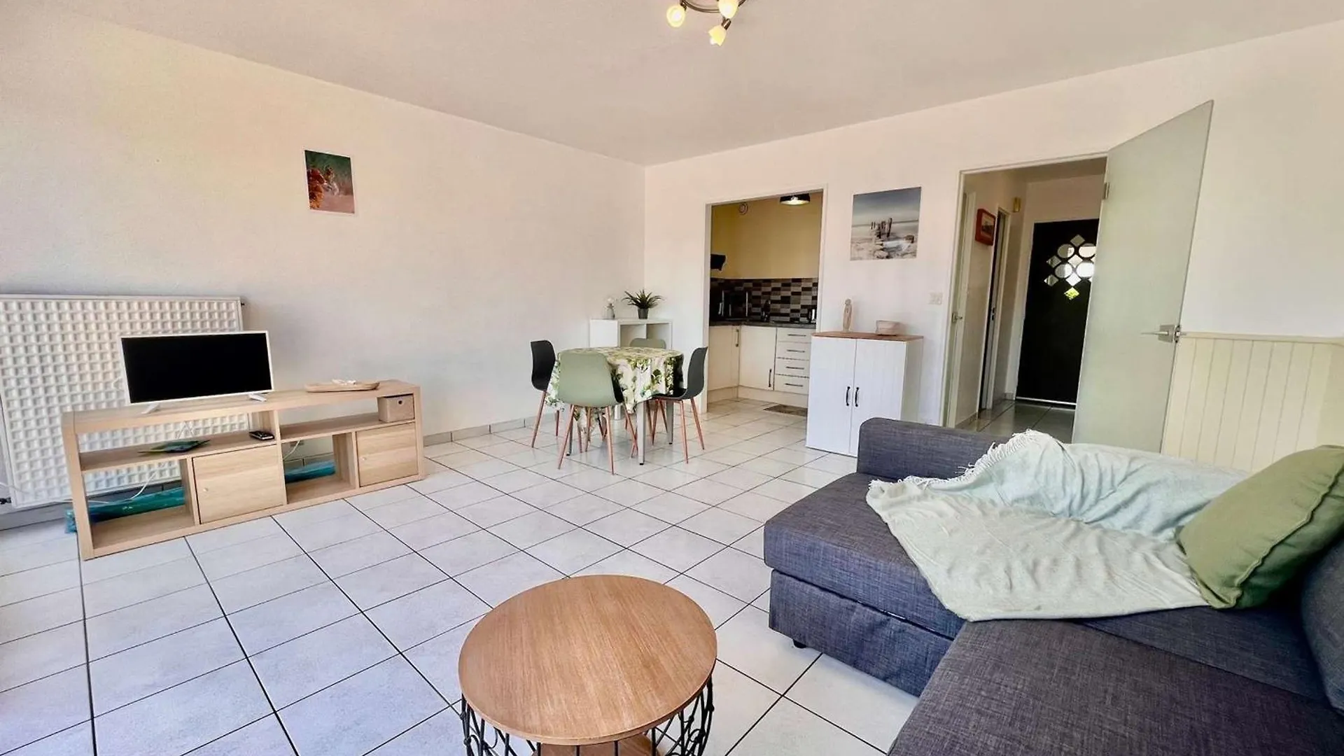 Studio Charmant Avec Terrasse Ensoleillee Et Parking A Quiberon - Fr-1-478-314 Appartement
