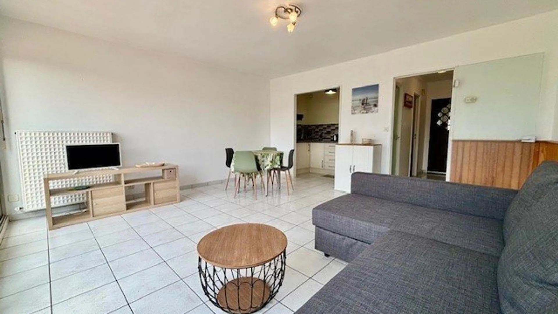 Studio Charmant Avec Terrasse Ensoleillee Et Parking A Quiberon - Fr-1-478-314